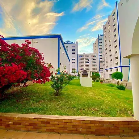 Happy Na Rocha 3 Hotel apartamentowy